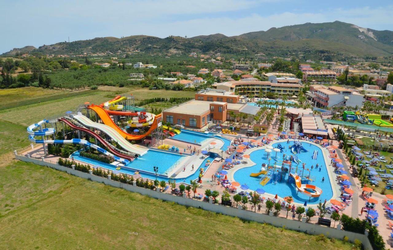 Caretta Beach Resort & Waterpark Kalamákion Eksteriør bilde
