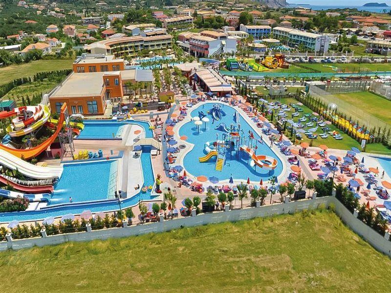 Caretta Beach Resort & Waterpark Kalamákion Eksteriør bilde