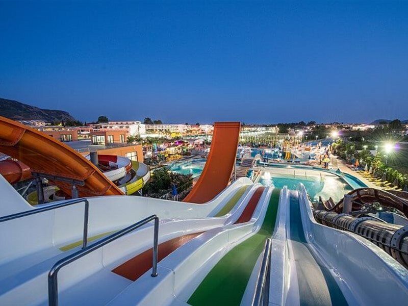Caretta Beach Resort & Waterpark Kalamákion Eksteriør bilde